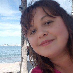 Meet your Posher, Isela